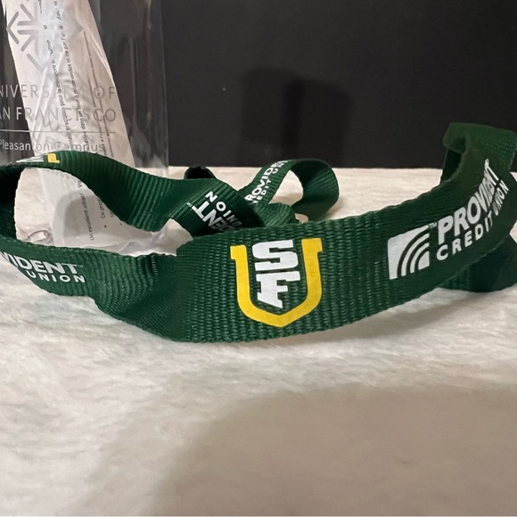 NEW University of San Francisco Mug, Reusable Water Bottle Popsocket and Lanyard - Picture 4 of 5